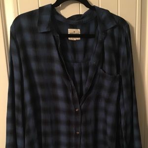 American Eagle Blue/ Black plaid button down shirt